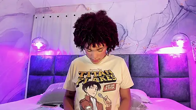 loladupont online show from March 2025 11:38:02 AM