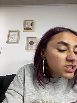 Snapshot of michell_boobs_ chatting on January 2025 03:40:01 PM michell boobs online show from January 2025 03:40:01 PM