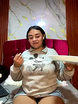 Snapshot of michell_boobs_ chatting on November 2025 01:43:02 PM michell boobs online show from November 2025 01:43:02 PM