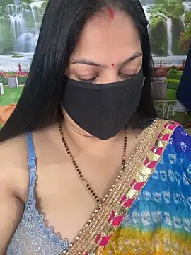 FlatVincy4 online show from November 2025 04:14:01 AM