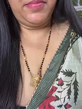 FlatVincy4 online show from November 2025 03:57:01 PM