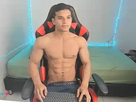 oliver thompsson7 online show from February 2026 12:58:02 AM