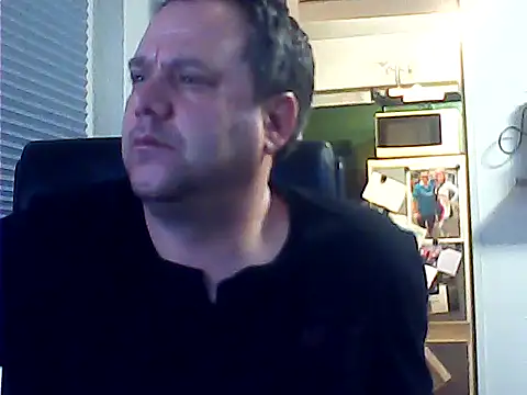 DauerAkt8069 online show from January 2026 06:33:01 PM