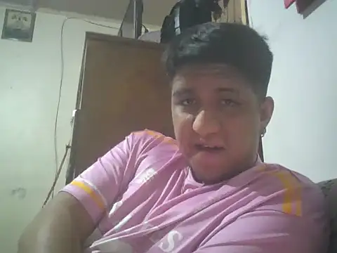 Snapshot of manolo666hot chatting on March 2026 09:11:01 PM manolo666hot online show from March 2026 09:11:01 PM