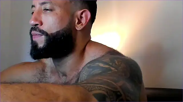 BradLeon  online show from October 2025 01:00:01 PM