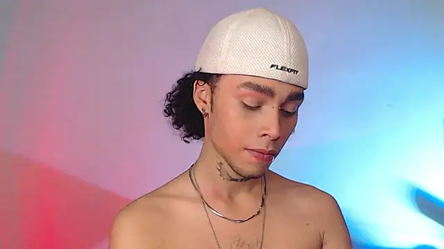 Snapshot of seven7xis chatting on January 2025 04:58:02 AM seven7xis online show from January 2025 04:58:02 AM