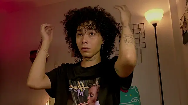 Snapshot of seven7xis chatting on February 2026 04:12:02 AM seven7xis online show from February 2026 04:12:02 AM