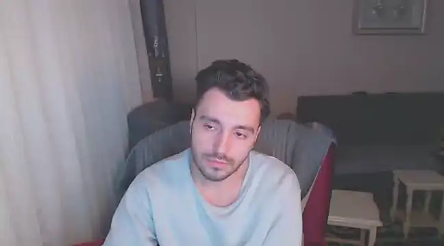 handsomeee04 online show from March 2025 03:00:02 AM