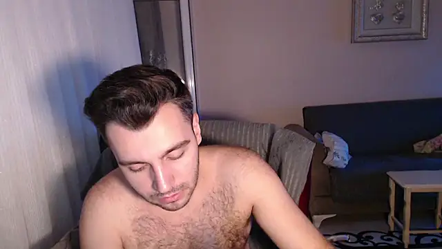 handsomeee04 online show from September 2025 09:39:02 PM