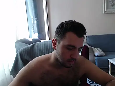 handsomeee04 online show from September 2025 01:02:02 PM