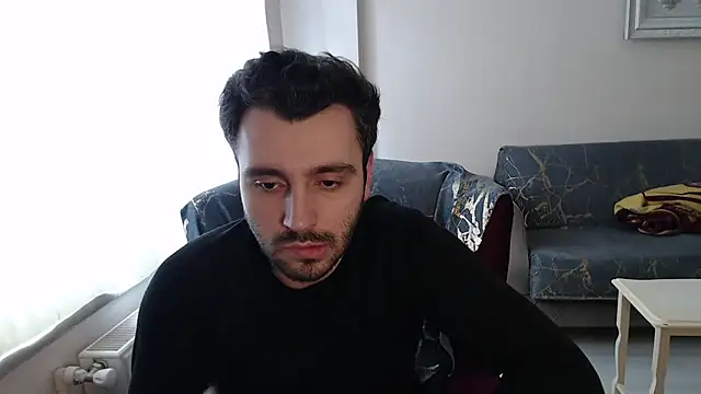 handsomeee04 online show from February 2026 01:40:01 PM