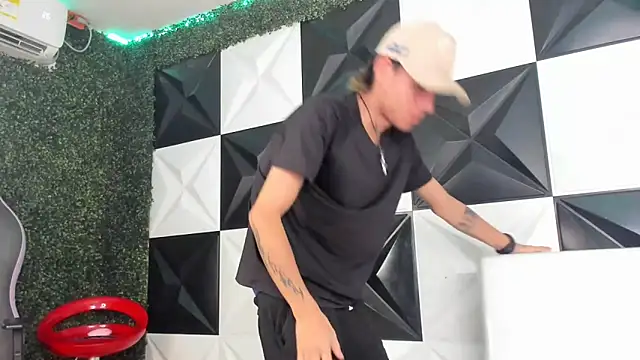 andy dan18 online show from March 2026 08:47:01 PM