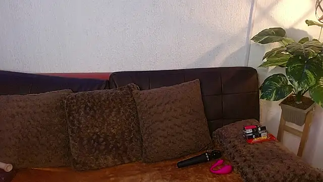 nikkystorm1  online show from December 2025 02:57:02 PM