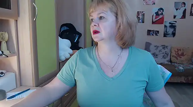 vixey fox online show from January 2025 12:05:02 PM