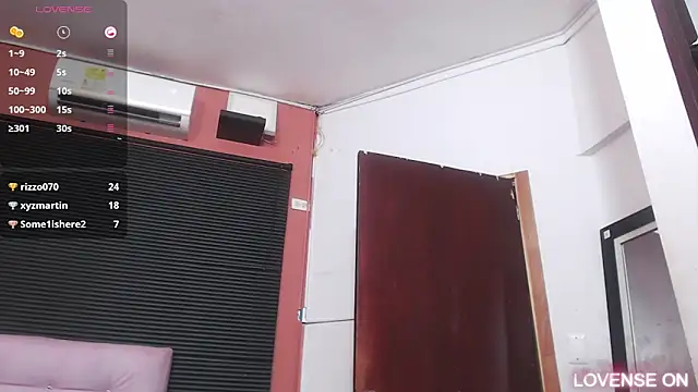 MommyHelpsmee online show from March 2025 01:32:02 AM