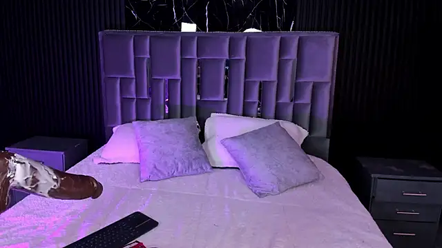 LolaAngellx online show from November 2025 09:03:01 AM