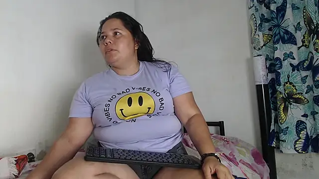 kariragapeass18 online show from January 2025 04:06:01 PM