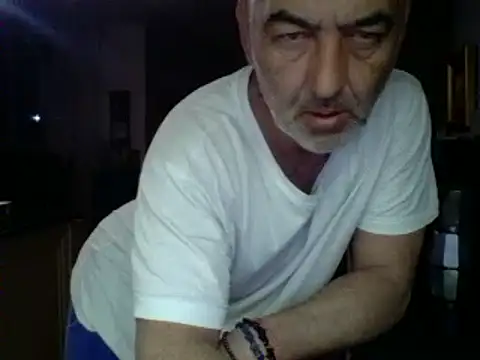 Snapshot of kevincumporn chatting on March 2025 03:37:01 AM kevincumporn online show from March 2025 03:37:01 AM