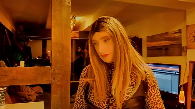 DYasmin69 online show from April 2026 11:02:01 PM