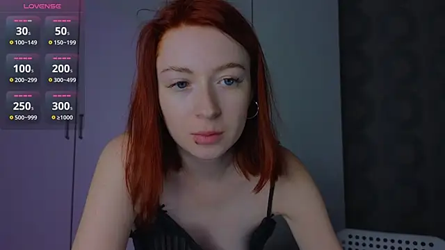 Snapshot of Cuteroxyfoxy chatting on July 2026 04:45:02 PM Cuteroxyfoxy online show from July 2026 04:45:02 PM