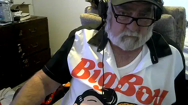 viejo oso online show from December 2025 08:16:02 PM