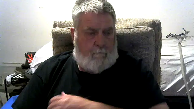 viejo oso online show from March 2026 05:02:02 AM