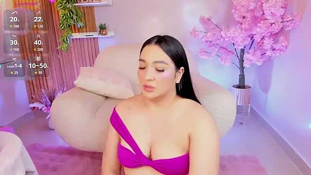 stefany duque1  online show from September 2025 04:03:01 AM