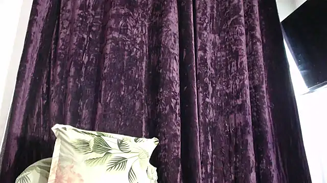 Ebonyxprincess  online show from January 2025 10:32:02 PM