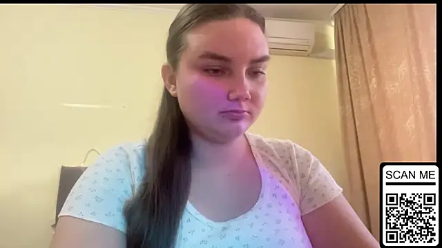 Dreamyblushfairy online show from November 2025 01:33:02 PM