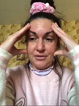 Snapshot of BELLAMORGANE1 chatting on December 2025 01:16:02 PM BELLAMORGANE1 online show from December 2025 01:16:02 PM