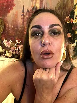 Snapshot of BELLAMORGANE1 chatting on January 2026 06:00:02 PM BELLAMORGANE1 online show from January 2026 06:00:02 PM