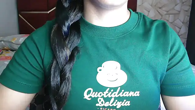 Somiya87 online show from April 2026 05:39:01 PM