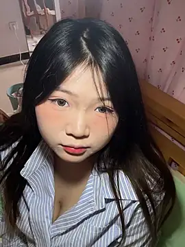 Snapshot of Happyou2 chatting on February 2025 06:28:01 AM Happyou2 online show from February 2025 06:28:01 AM