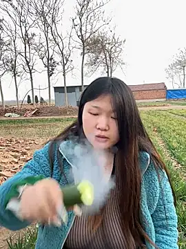 Snapshot of Happyou2 chatting on March 2025 09:49:01 AM Happyou2 online show from March 2025 09:49:01 AM