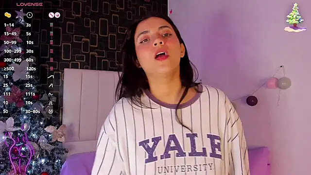 Snapshot of dulce_bunny18 chatting on December 2024 08:26:01 AM dulce bunny18 online show from December 2024 08:26:01 AM