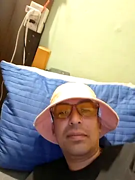 Snapshot of zeus2630 chatting on November 2025 02:53:02 PM zeus2630 online show from November 2025 02:53:02 PM