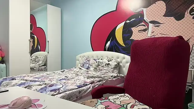 yunasuka online show from February 2025 03:00:02 AM