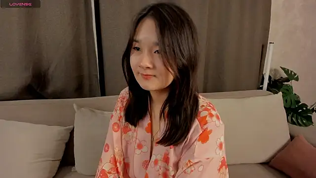 Maekko online show from February 2026 05:22:02 PM