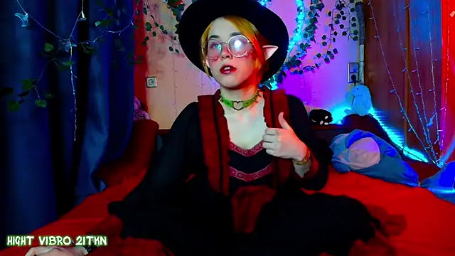 TrickyKitsune online show from February 2025 02:55:02 PM