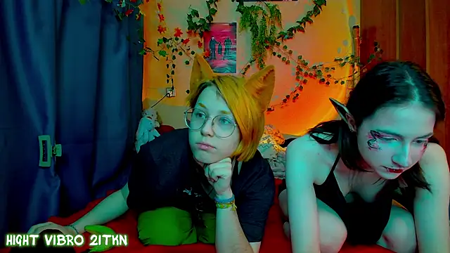 TrickyKitsune online show from September 2025 11:32:01 AM