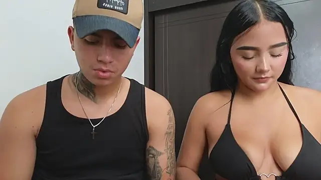 Snapshot of Thiago_x_Sahara chatting on March 2025 12:26:01 PM Thiago x Sahara online show from March 2025 12:26:01 PM