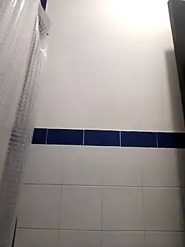 Mia WAll online show from January 2025 12:47:02 PM