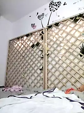 Mia WAll online show from January 2025 01:37:02 AM