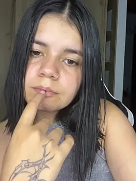 pretty angela1 online show from November 2025 05:00:02 AM