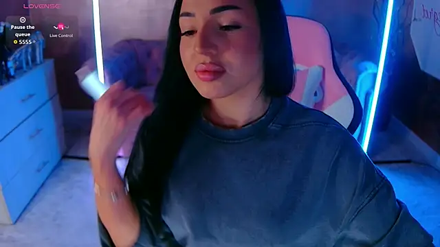 evanew  online show from September 2025 04:34:01 PM