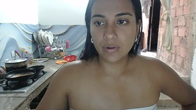 Snapshot of Coral0403 chatting on July 2026 06:45:02 PM Coral0403 online show from July 2026 06:45:02 PM