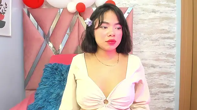 Snapshot of CATTLEYA_BIANCHI145 chatting on February 2025 01:46:02 AM CATTLEYA BIANCHI145 online show from February 2025 01:46:02 AM