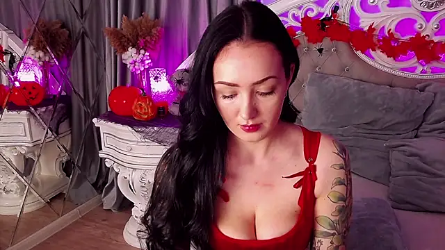 KimKhallifa online show from October 2025 04:59:01 AM