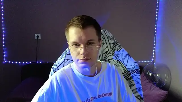 Leonnextdoor online show from January 2025 06:52:02 AM