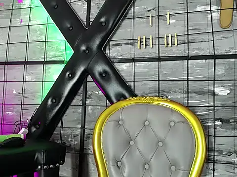 Snapshot of Alana_Roth chatting on February 2025 03:34:02 AM Alana Roth online show from February 2025 03:34:02 AM